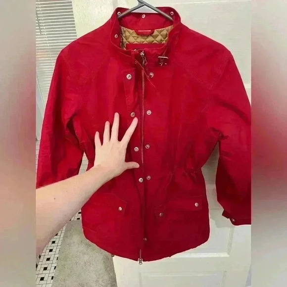 Lands End red puffer winter jacket with pockets & adjustable waist line size S - Picture 2 of 14